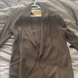 Army green aritzia blazer
